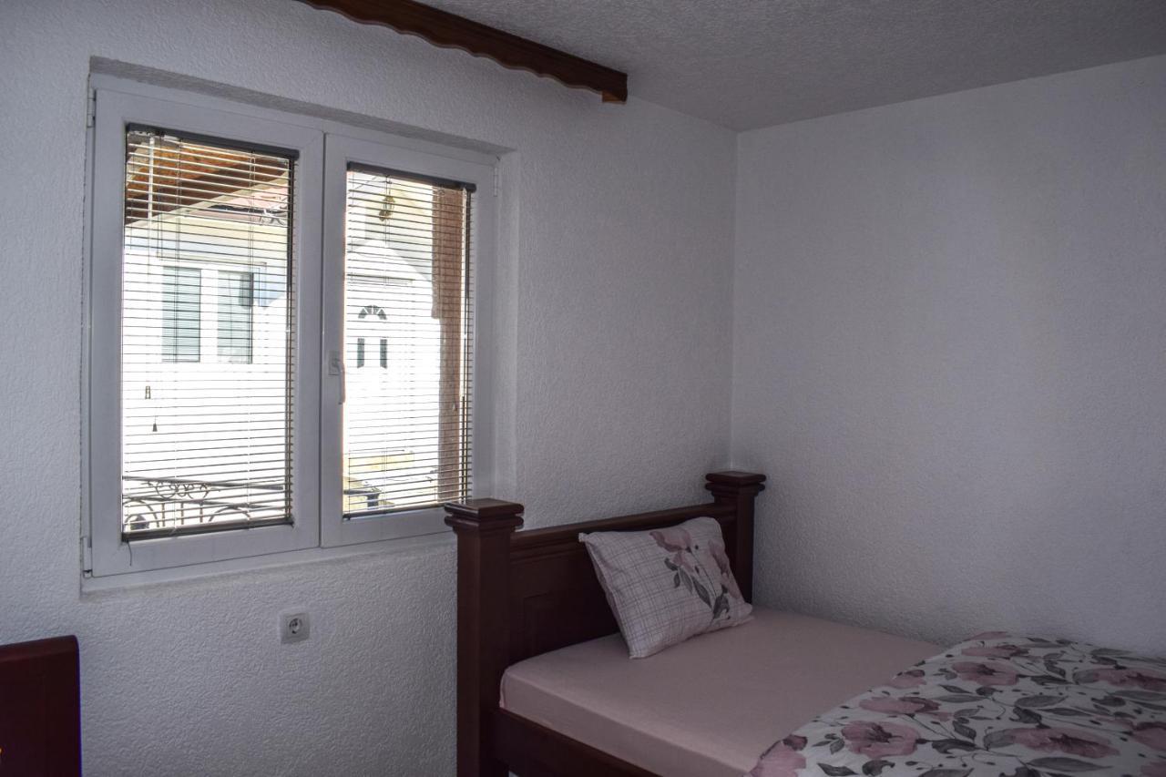 Ema Guest House Πλαβ Εξωτερικό φωτογραφία