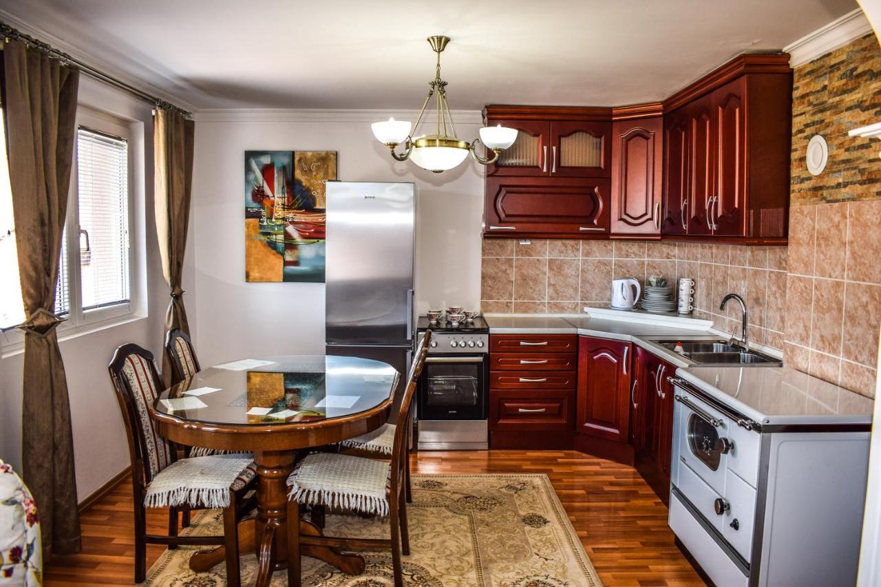 Ema Guest House Πλαβ Εξωτερικό φωτογραφία